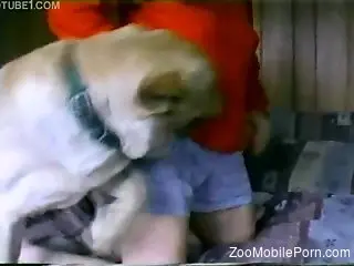 Busty mature woman feels a tasty dog cock working her hard