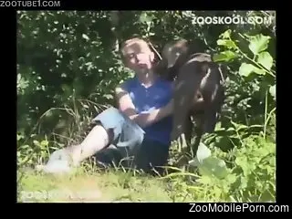 Mischievous lady getting screwed on all fours