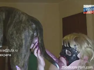 Insolent mature sucks the dog's dick then gets laid in homemad...